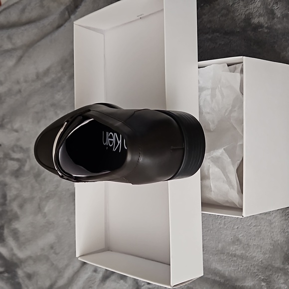 Calvin Klein Craig Leather Dress Loafers.BRAND NEW IN ORIGINAL BOX.NEVER WORN!! - Picture 4 of 8